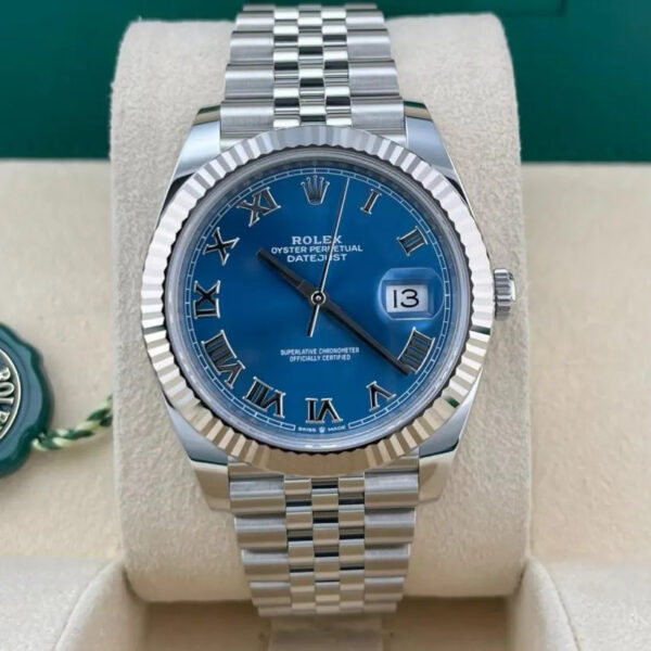 2022 Rolex Datejust 41 Steel / Fluted / Azzurro Blue / Roman / Jubilee