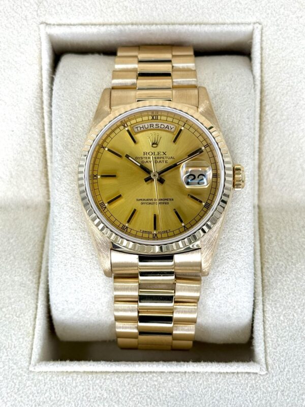 1995 Rolex Day-Date 36mm 18238 Presidential Champagne Dial