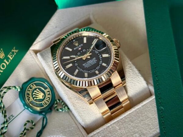 Rolex Sky-Dweller | 326938 18K Yellow Gold with Black Dial Full Set - Image 4